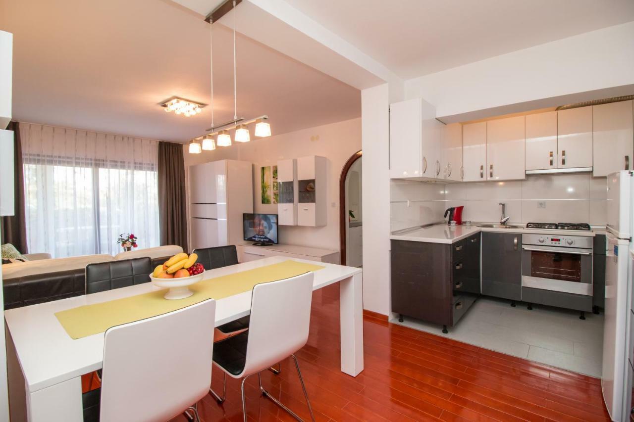 Apartments Mila 罗维尼 外观 照片